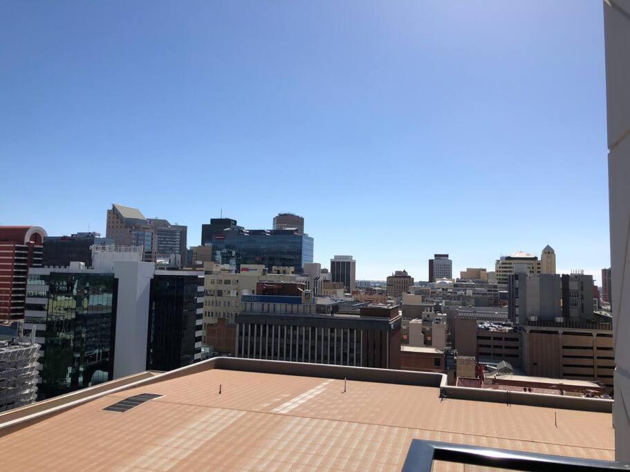 Tindy'S City Pad Adelaide Exterior photo