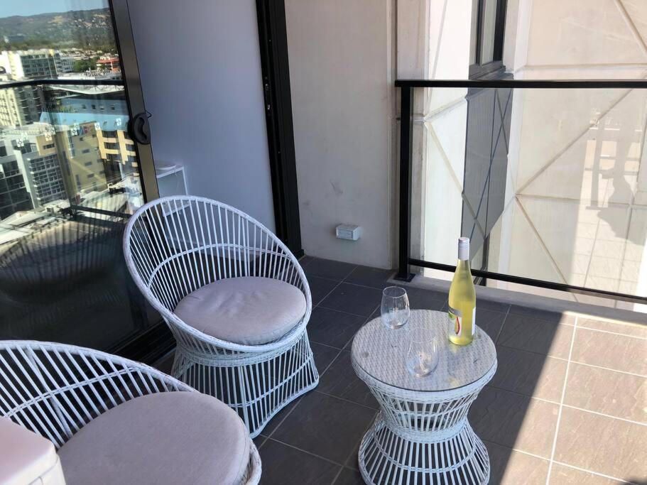 Tindy'S City Pad Adelaide Exterior photo